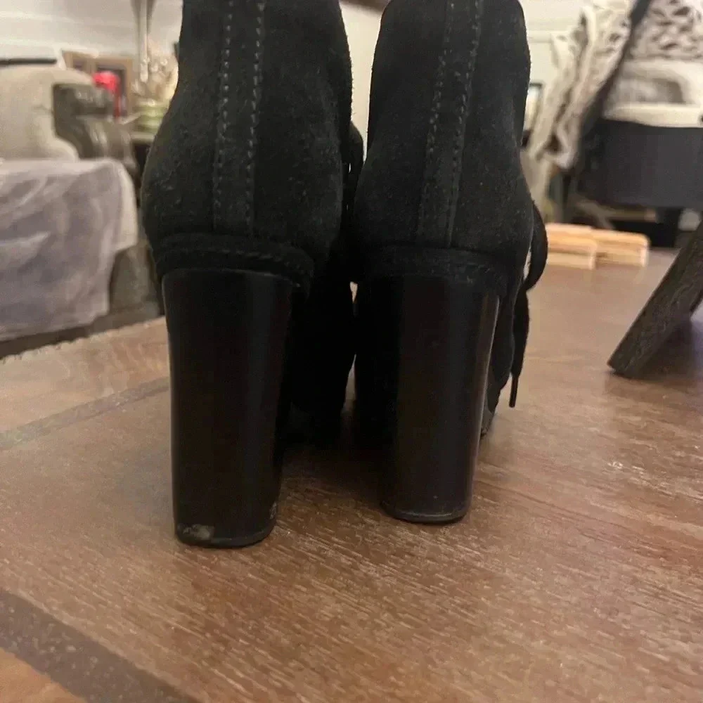 Marc by Marc Jacob’s lace up wedge booties size 36
